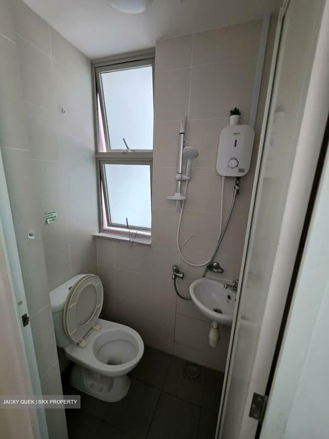 Livia (D18), Condominium #567705881